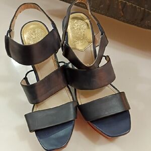 Women's Black Strappy Leather Sandals - Classic Three-Band Design